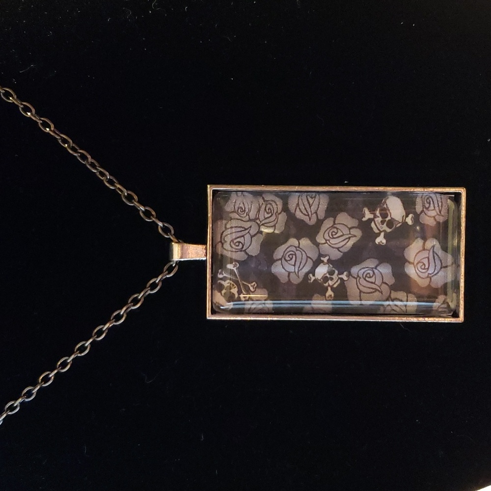 Handcrafted Black and Gray Skull/Roses Pendent